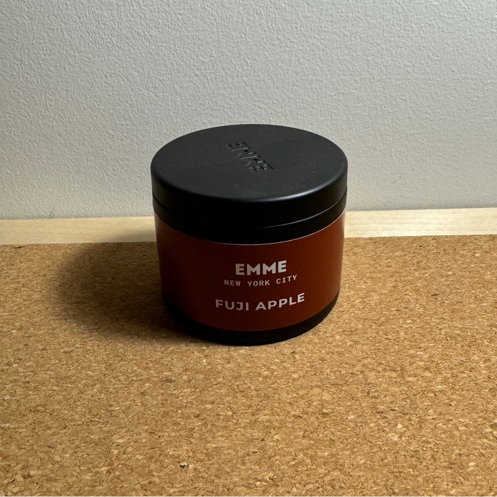 EMME Fuji Apple Candle Tin